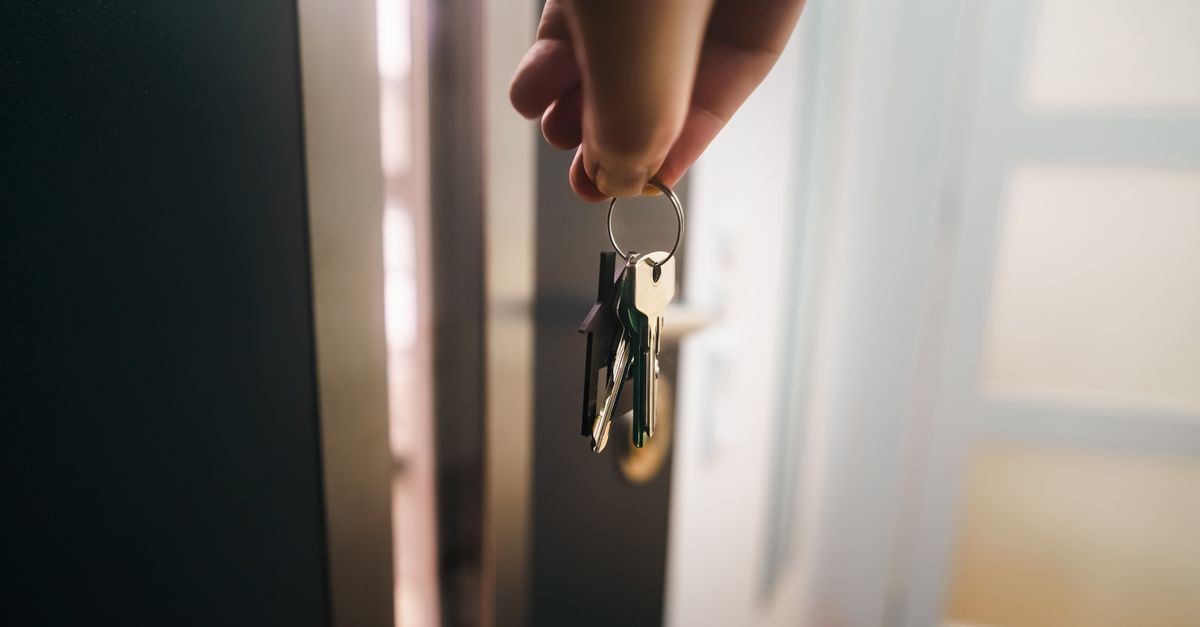 What Happens During a House Lockout Service Call — Orange NJ Locksmith