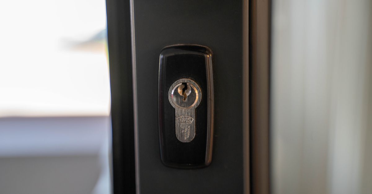 Why Deadbolt Installation Is One of the Smartest Security Investments You Can Make — Orange NJ Locksmith
